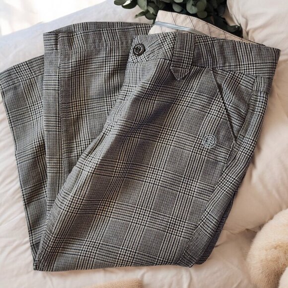Element Plaid Cropped Pants Size 5 – Y2K Skater Style Capris, Gray Check - Picture 5 of 12
